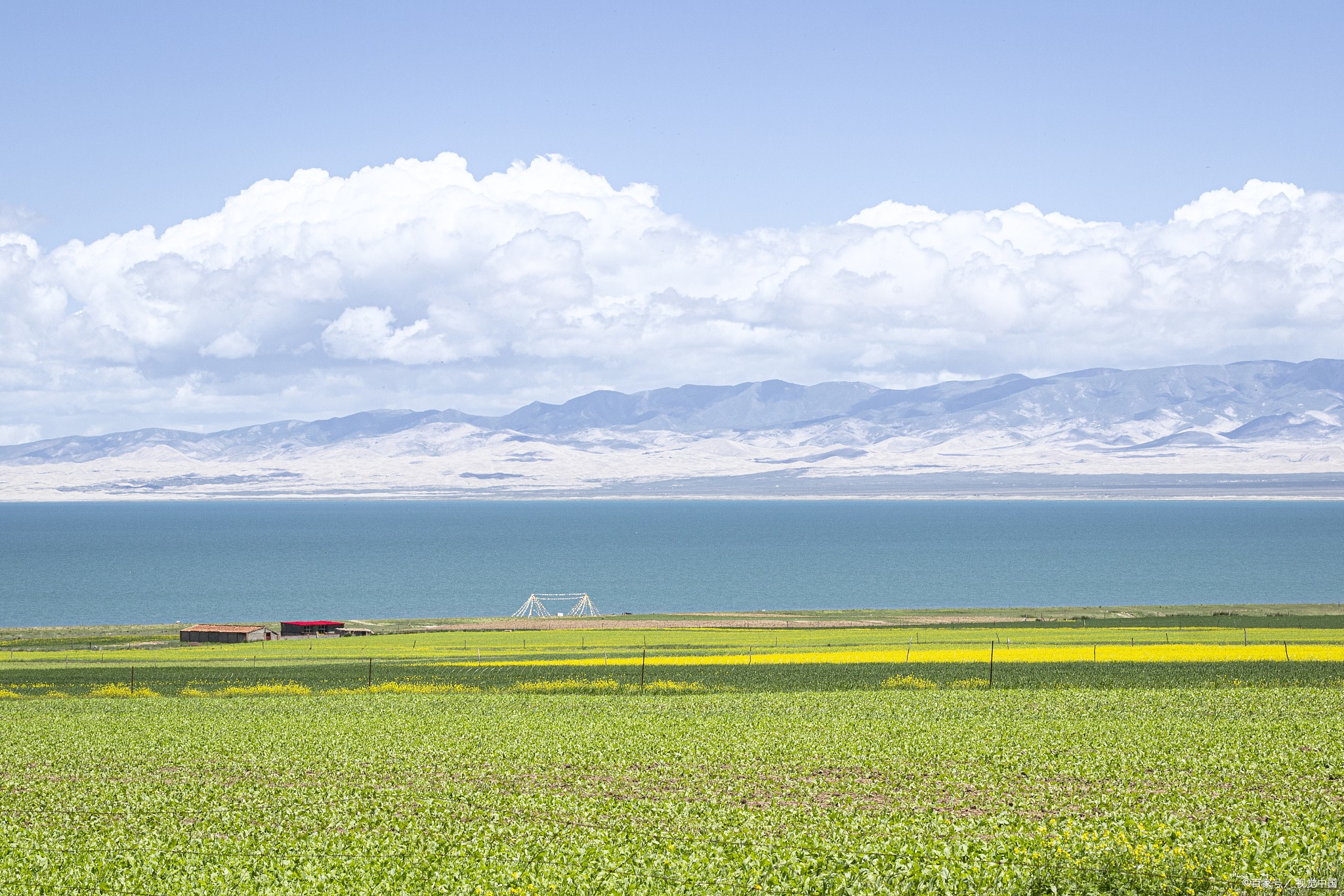 青海翡翠湖在哪里离格尔木近